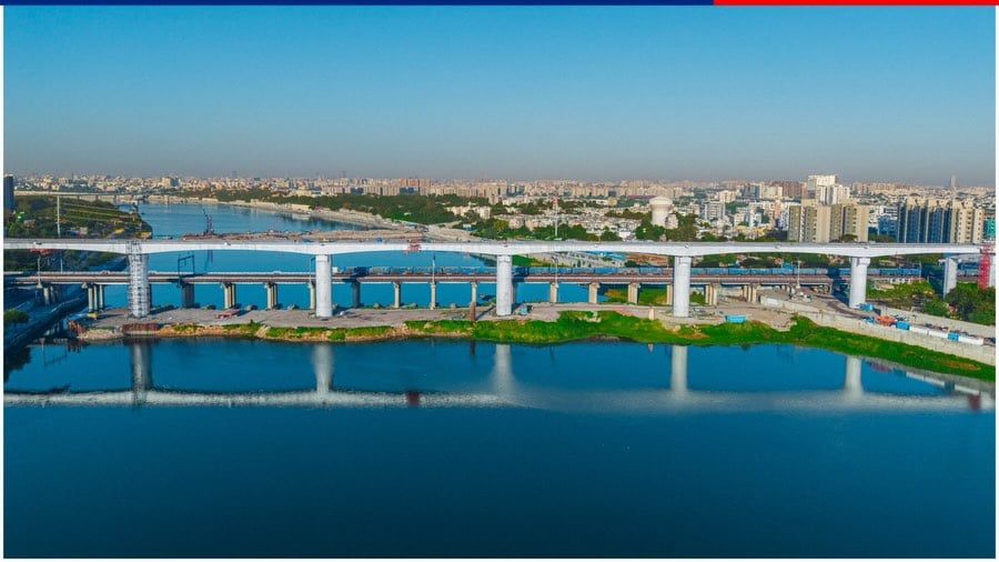 India's Mumbai-Ahmedabad bullet train project has achieved a major infrastructure milestone with the completion of a 480-metre-long bridge over the Sabarmati River in Gujarat. The structure is one of the key engineering components of the country's first high-speed rail corridor. Built by the National High Speed Rail Corporation Limited (NHSRCL), the bridge features long spans, massive concrete piers and a specialised construction technique designed to reduce the need for scaffolding over the river. 