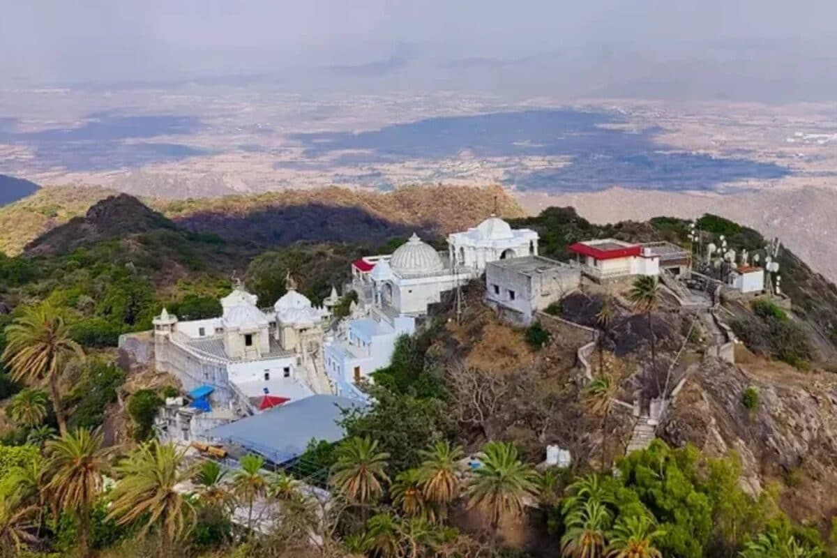 Beyond Amer And Mehrangarh: 7 Offbeat Rajasthan Forts To Explore This Winter