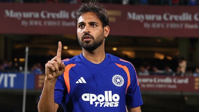Bhuvneshwar Kumar of India warmup before the start of the 5th T20I match between India and West Indies at the M.Chinnaswamy Stadium, Bengaluru, India on October 17, 2026.Photo: Pankaj Nangia / CREIMAS for BCCI