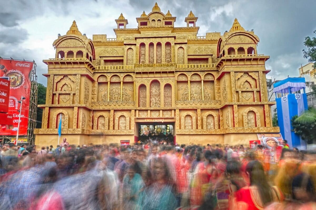 Durga Puja In Kolkata: 5 Places Within 200 Km To Escape The Pandal-Hopping Rush