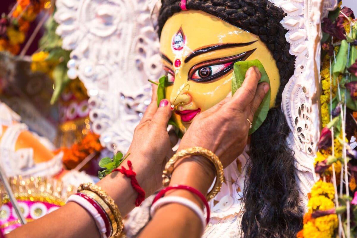 10 Famous Durga Puja Pandals Around Mumbai And Thane To Visit This Year