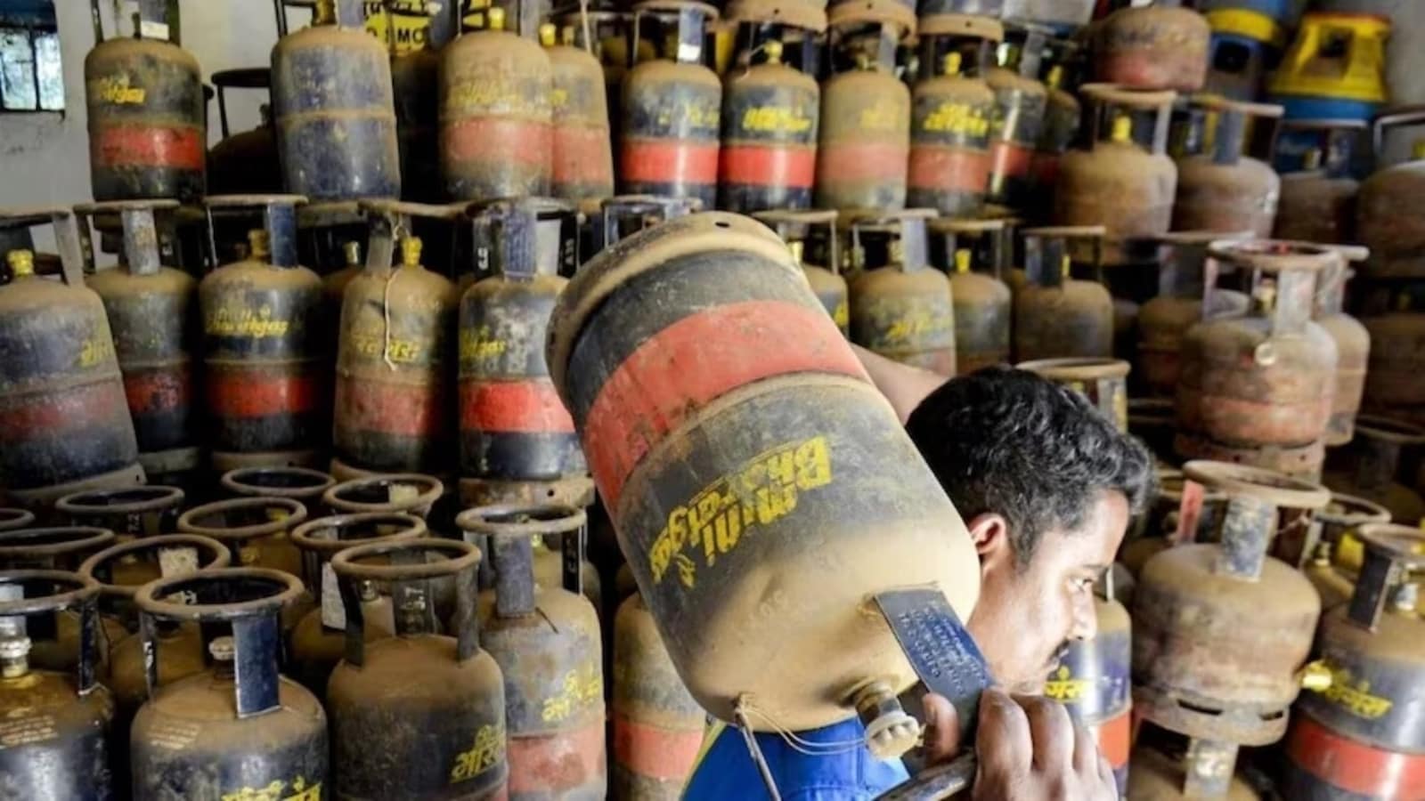 LPG Price Hike From October 1: Commercial Cylinder Gets Costlier, Check ...
