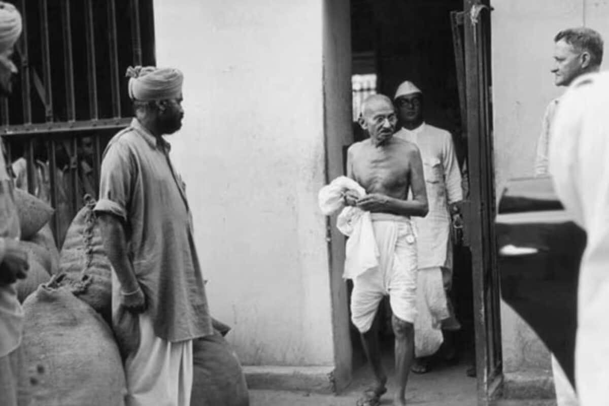 Gandhi Jayanti 2026: 10 Photos of Mahatma Gandhi From India’s Freedom Struggle