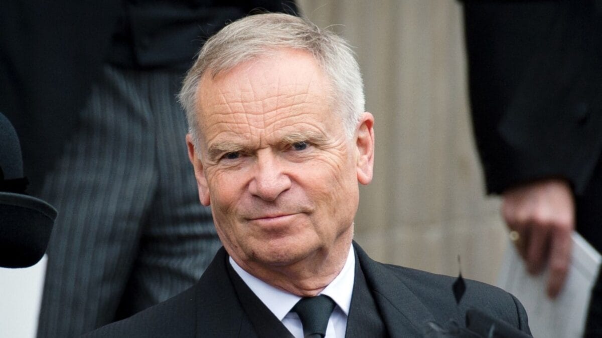 Photo : news18.com Jeffrey Archer est décédé à 86 ans, a annoncé son éditeur HarperCollins