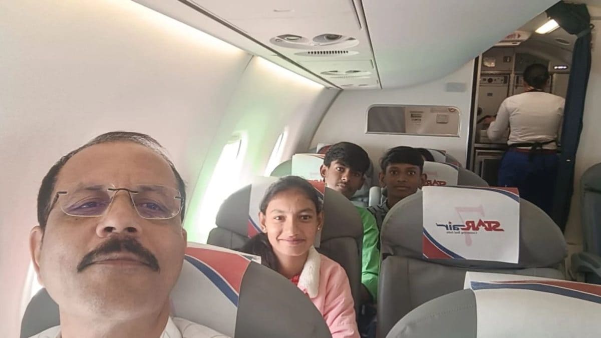 He Taught Them Science, Then Took Them To The Skies: Karnataka Teacher’s Special Gift To Students