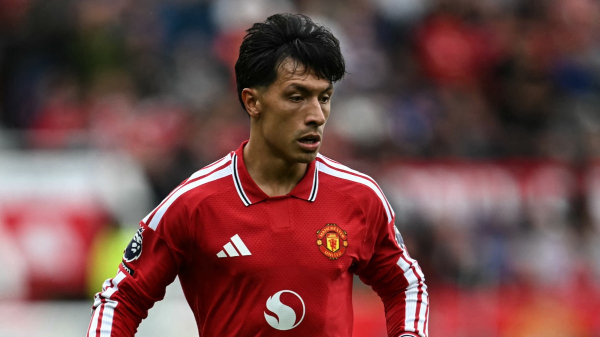 Lisandro Martínez defends criticism of United after Champions League loss