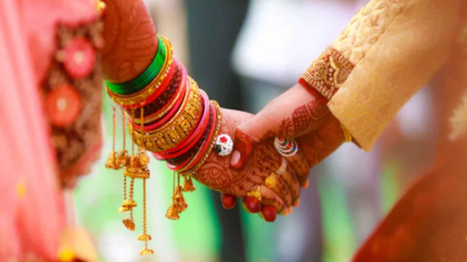 Unplanned delays or cancellations often stem from external factors outside family control. Severe weather incidents, vendor operational failures, medical emergencies, venue issues, and travel disruptions can suddenly impact even thoroughly planned wedding schedules.