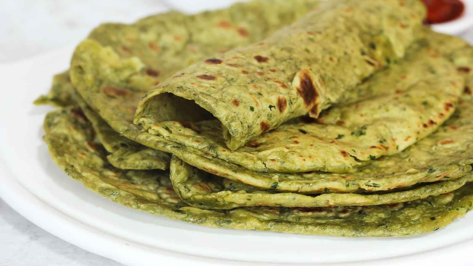 Moringa Benefits: 6 Simple Ways To Include This Nutrient-Rich Superfood ...