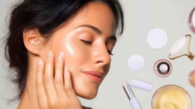 Don't Let Delhi Air Dull Your Glow: Easy Winter Skincare Hacks That Work (Image: File Photo/ News18)