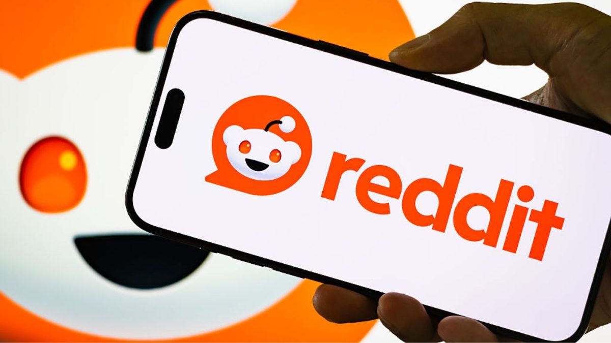 Reddit Splits Its Homepage Into ‘For You' and ‘Following' Feeds: Here's How the New Tabs Work
