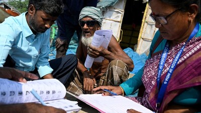 Under the new instructions, BLOs have been told to compare the current electoral roll with the pre-SIR electoral roll and prepare a list of electors whose names appeared earlier but are not present in the current roll. (AFP)