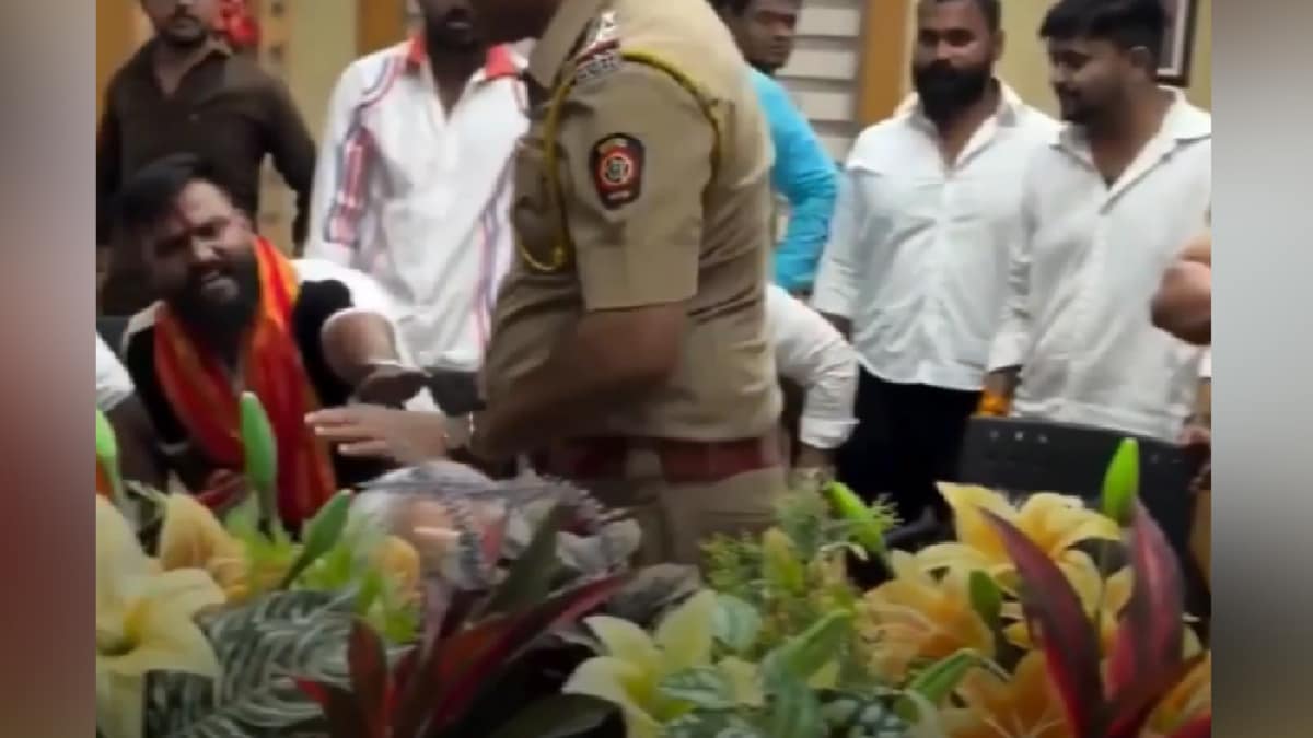 Nagpur College Students Allege Professor Sent Them Lewd Texts, Urged ...