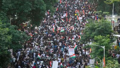 The CJP protest began around 4 pm under very sunny conditions and drew thousands of people. (PTI)