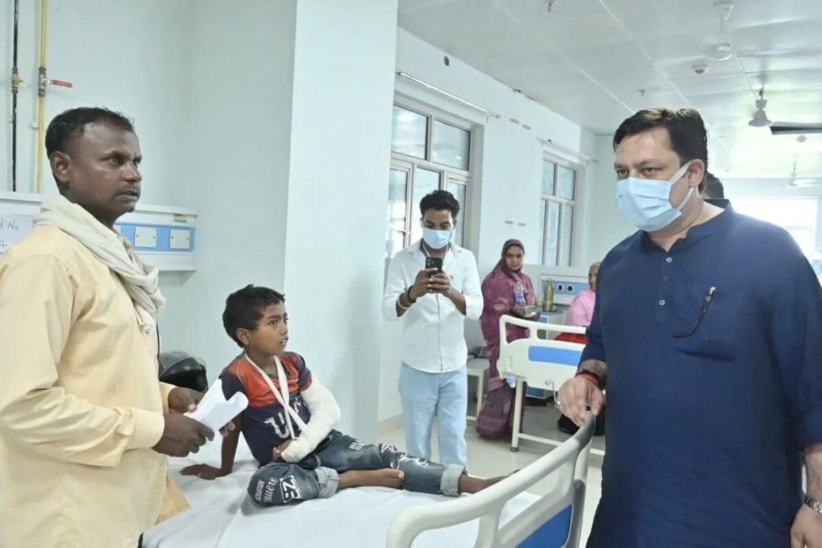 35,000 Patients, 346 Surgeries: Six-Day Mega Health Camp Brought Super-Specialty Care To Rural Ghazipur