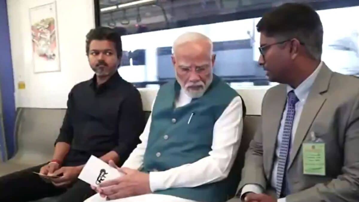 சென்னை மெட்ரோ இரண்டாம் கட்டத்தை மோடி திறந்து வைத்தார்