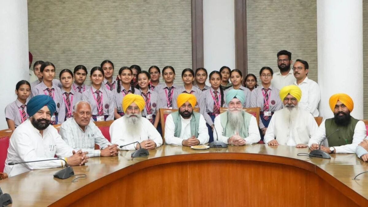 Punjab Assembly Opens Doors To Students, CM Bhagwant Mann Urges Youth To Dream Big