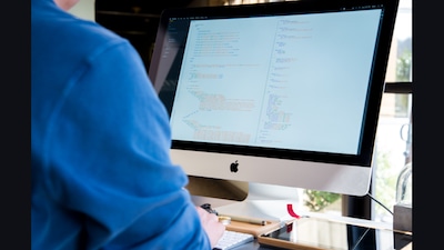 Reddit users are divided over whether he should risk leaving a workplace he enjoys. (Representative Image/Pexels)