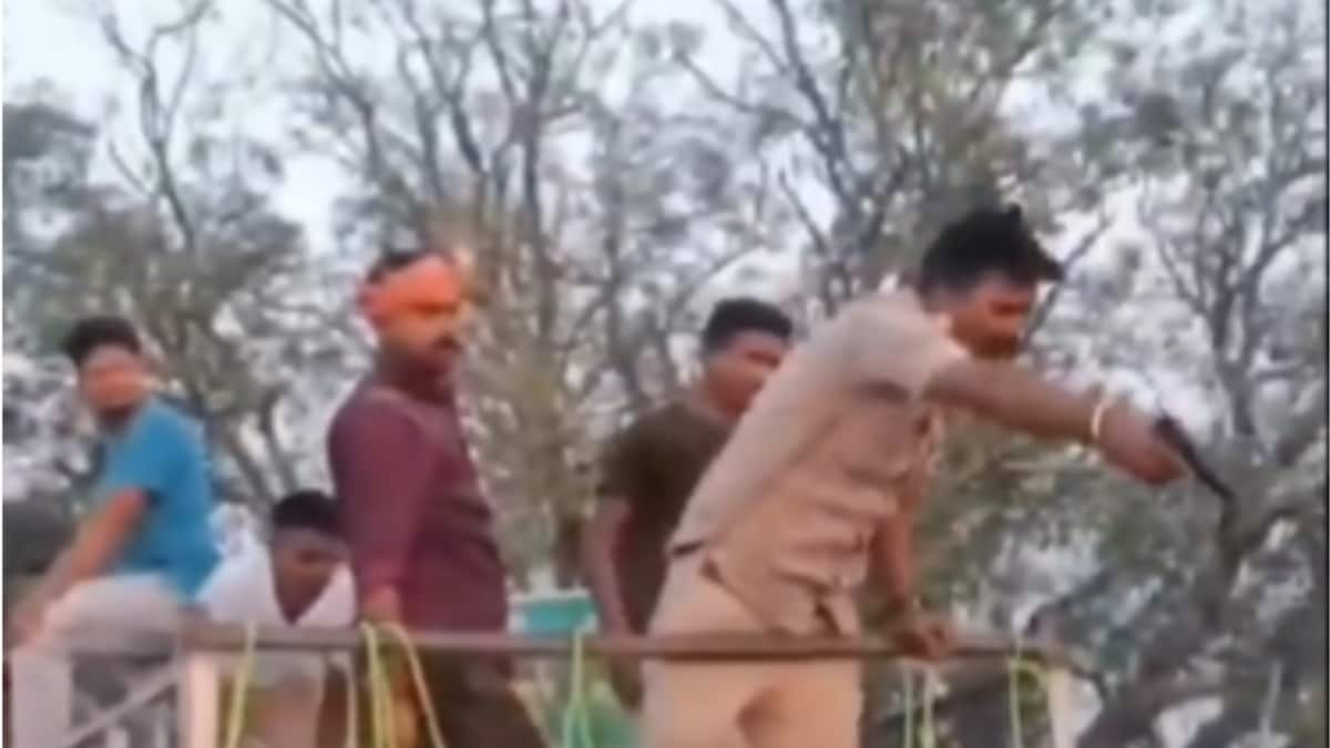பீகார் காவலர் மீது நீரிழிவு நோயாளிகளுக்கு எதிராக துப்பாக்கி காட்டியதாக நடவடிக்கை