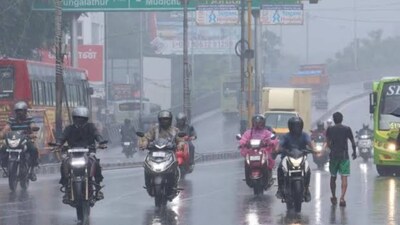 The Regional Meteorological Centre said heavy to very heavy rain is likely in the four districts today.