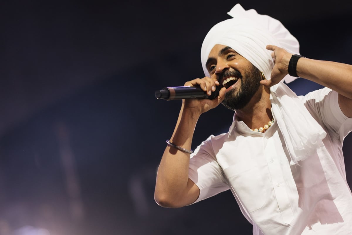 Heading To Diljit Dosanjh’s Delhi Concert? Check Traffic Diversions, Cab Pick-Up Points And Extended Metro Timings
