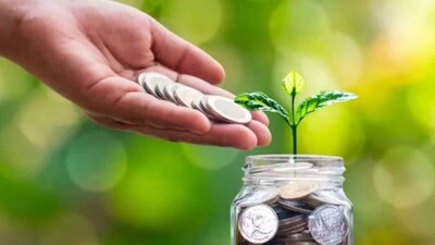 Fixed Deposit or Small Savings Scheme? Compare These Factors First (Image: File Photo/News18)