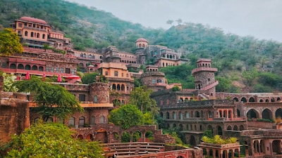 Only 3 Days To Travel? 8 Weekend Getaways From India's Major Cities