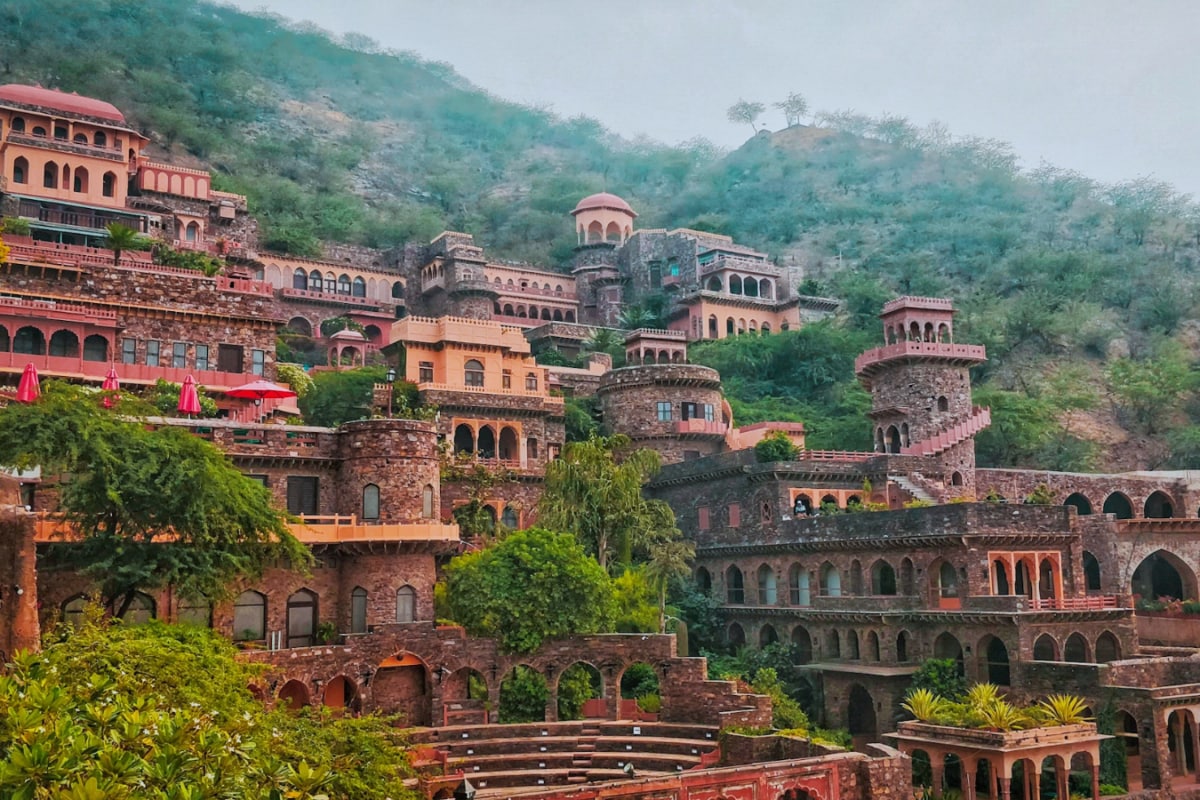 Only 3 Days To Travel? 8 Weekend Getaways From India's Major Cities