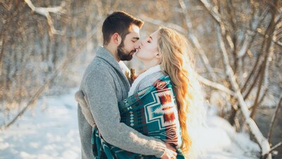Soft Launch Your Love Story: Simple Ways To Introduce Your Partner Online