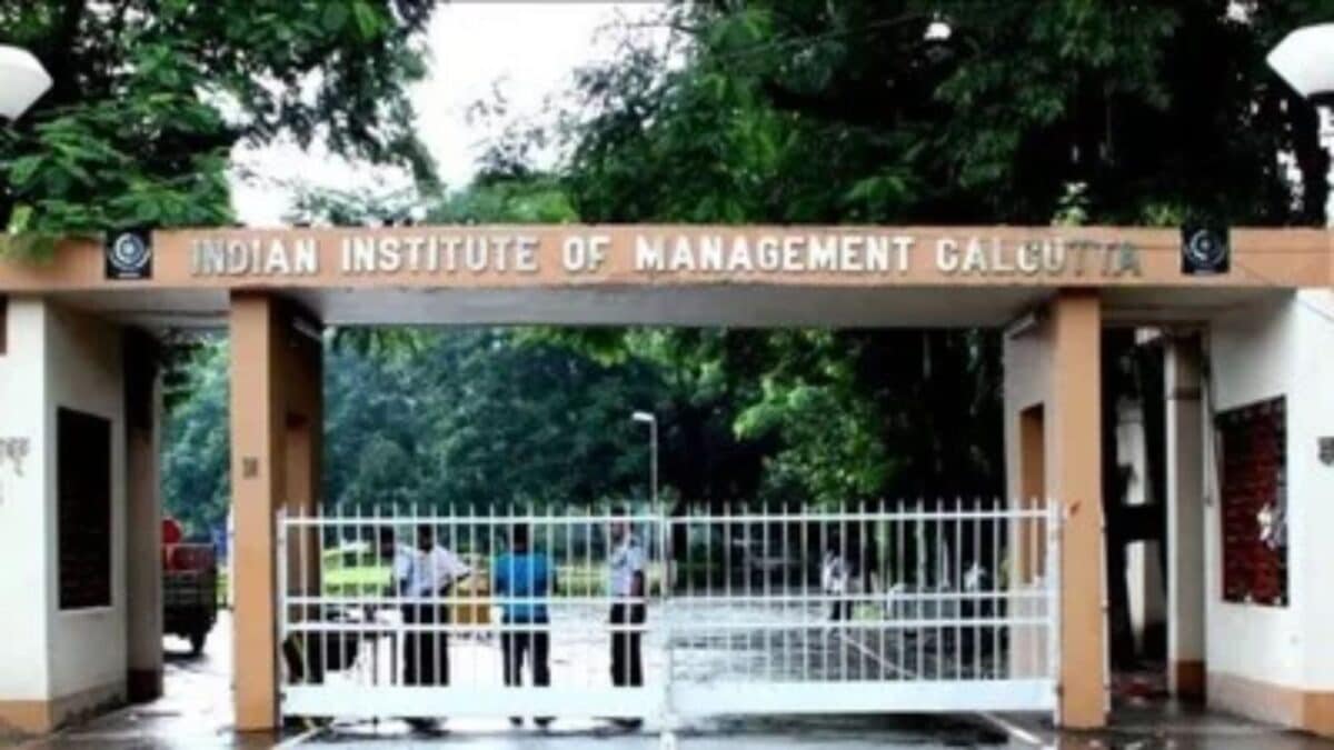 Consulting takes 40% of IIM Calcutta's summer offers