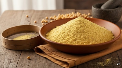 Step 6: Transfer the besan to an airtight container and store in a cool, dry place. The flour will last nearly 2-3 weeks at room temperature. (Image: AI-generated)