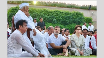 Congress President Mallikarjun Kharge, party leaders Rahul Gandhi and Priyanka Gandhi Vadra and other INDIA bloc leaders stage a protest at Mahatma Gandhi's memorial at Rajghat. 