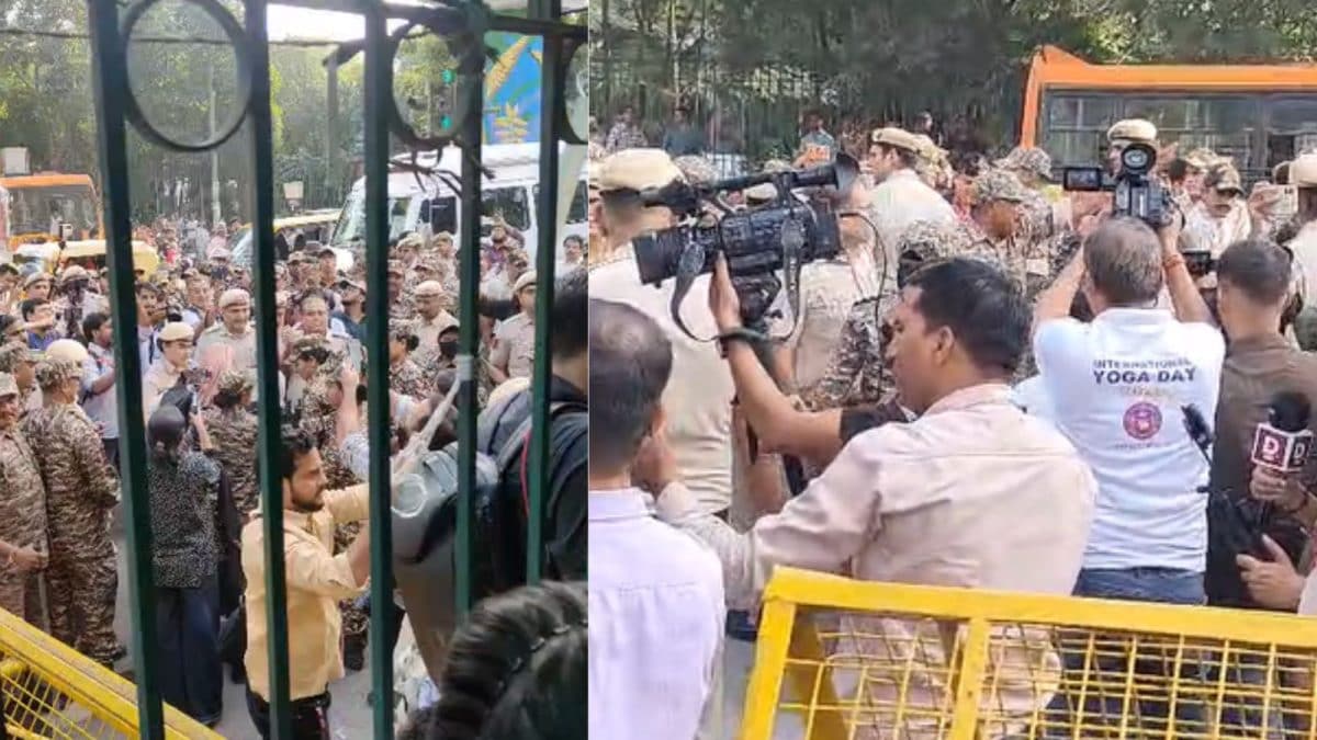 Jamia Protest Sees Split: Some Students Agree To Call Off Agitation, Others Demand Clear Timeline