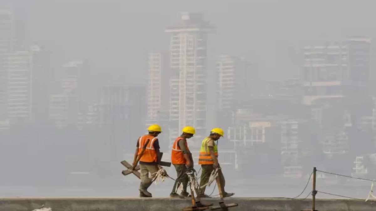 'Poison In The Air': Richa Chadha's Alarm As Mumbai's AQI 'Beats' Delhi's, BMC In Line Of Fire