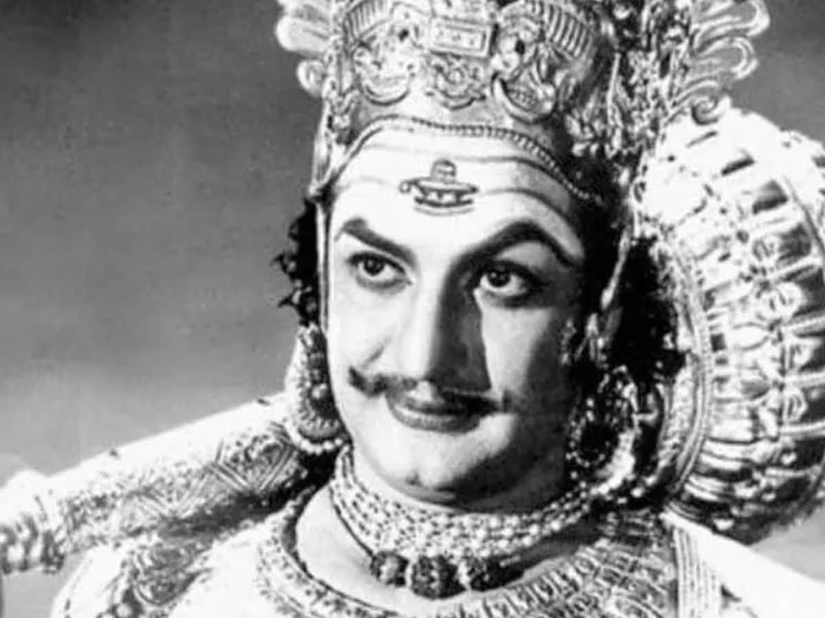 Before Yash In Ramayana, These 8 Actors Played Ravan On Screen