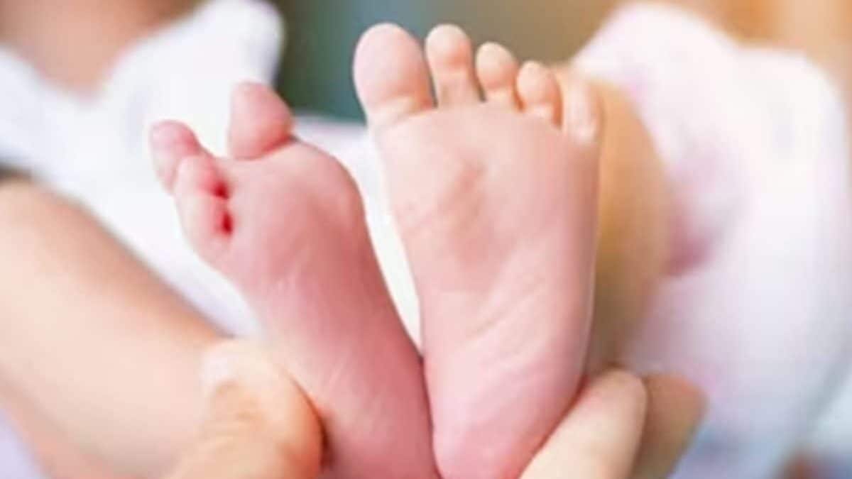 Dausa Teen Gives Birth During 'Gang Rape' Near Delhi-Mumbai Expressway, Rushes Cloth-Wrapped Newborn To Hosp