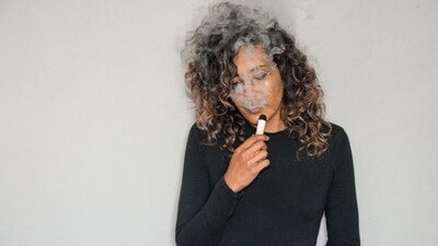 Shocking Study Reveals Young Girls Are Now Vaping More Than Boys