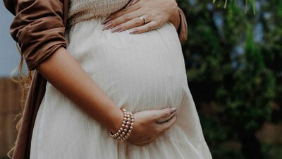 Can You Have a Normal Delivery After C-Section? (Image: Canva)
