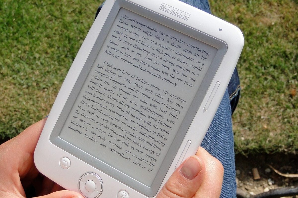 A Faster Tablet Chip Won't Make Reading Easier. The Screen Will