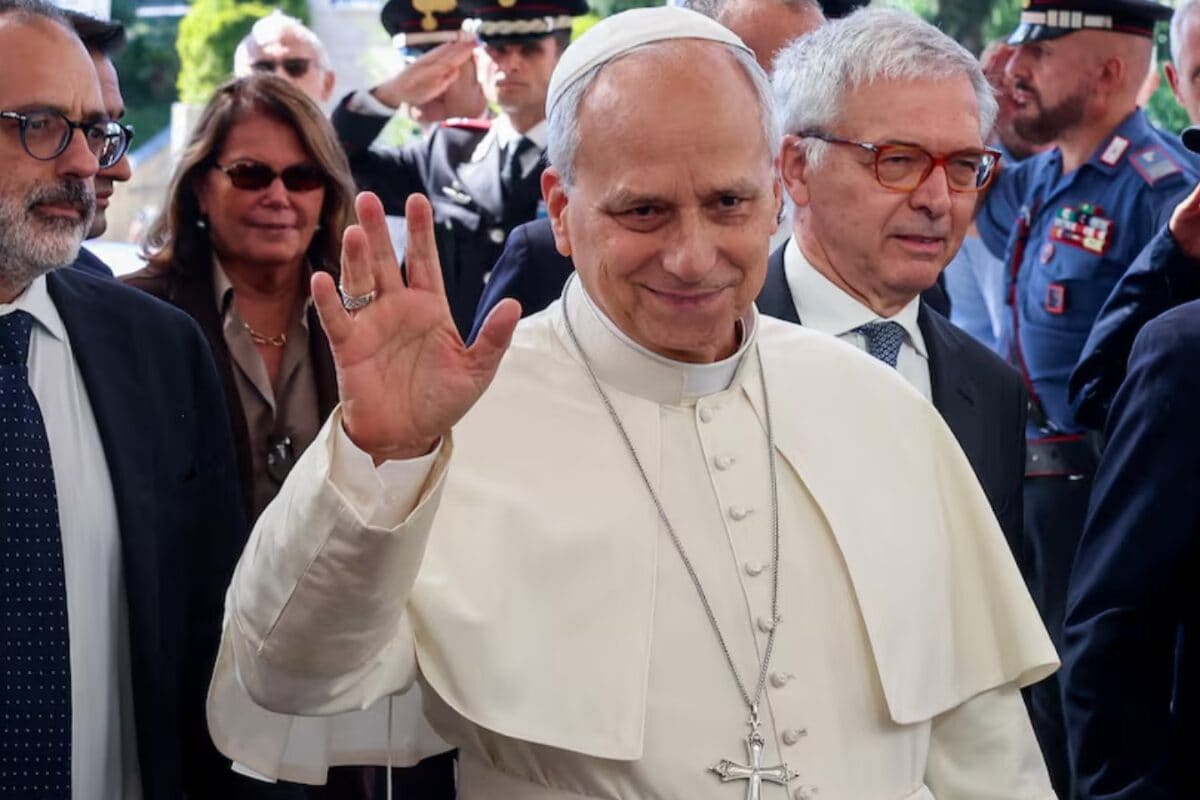 Pope Leo Diagnosed With Lung Cancer After Surgery To Remove Part Of Right Lung