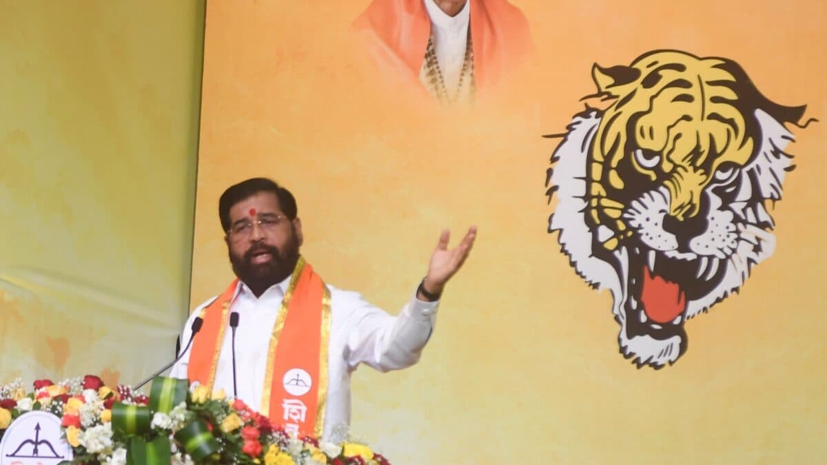 Maharashtra Deputy CM Eknath Shinde slams INDIA bloc at Mumbai Dussehra rally