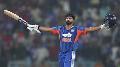 Shreyas Iyer struck six sixes and 10 fours. (BCCI Photo)