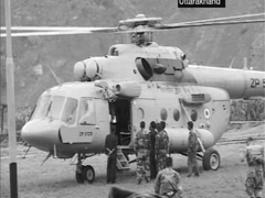 गौरीकुंडजवळ हेलिकॉप्टर कोसळलं, 8 ठार