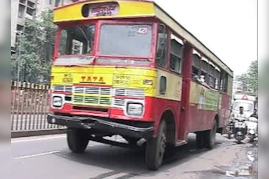 पीएमपीएमएलमुळे पुणेकर लटकलेले