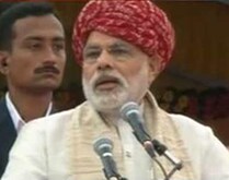 नरेंद्र मोदींचे पंतप्रधानांवर टीकास्त्र  