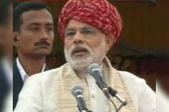 नरेंद्र मोदींचे पंतप्रधानांवर टीकास्त्र  