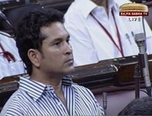 खासदार सचिनची राज्यसभेत हजेरी