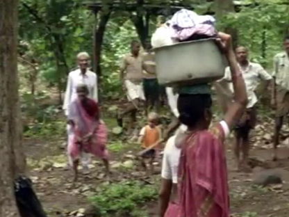 अतिवृष्टीग्रस्तांवर जंगलात राहण्याची नामुष्की !