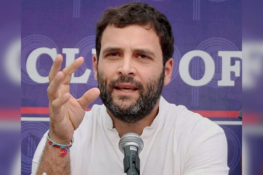राहुल गांधींची आक्रमक 'इनिंग' !