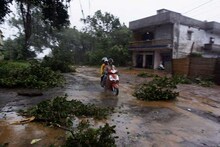 फायलीन चक्रीवादळाचे 7 बळी