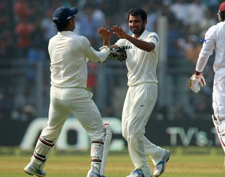 पहिल्या दिवशी भारत 157 धावांवर 2 बाद